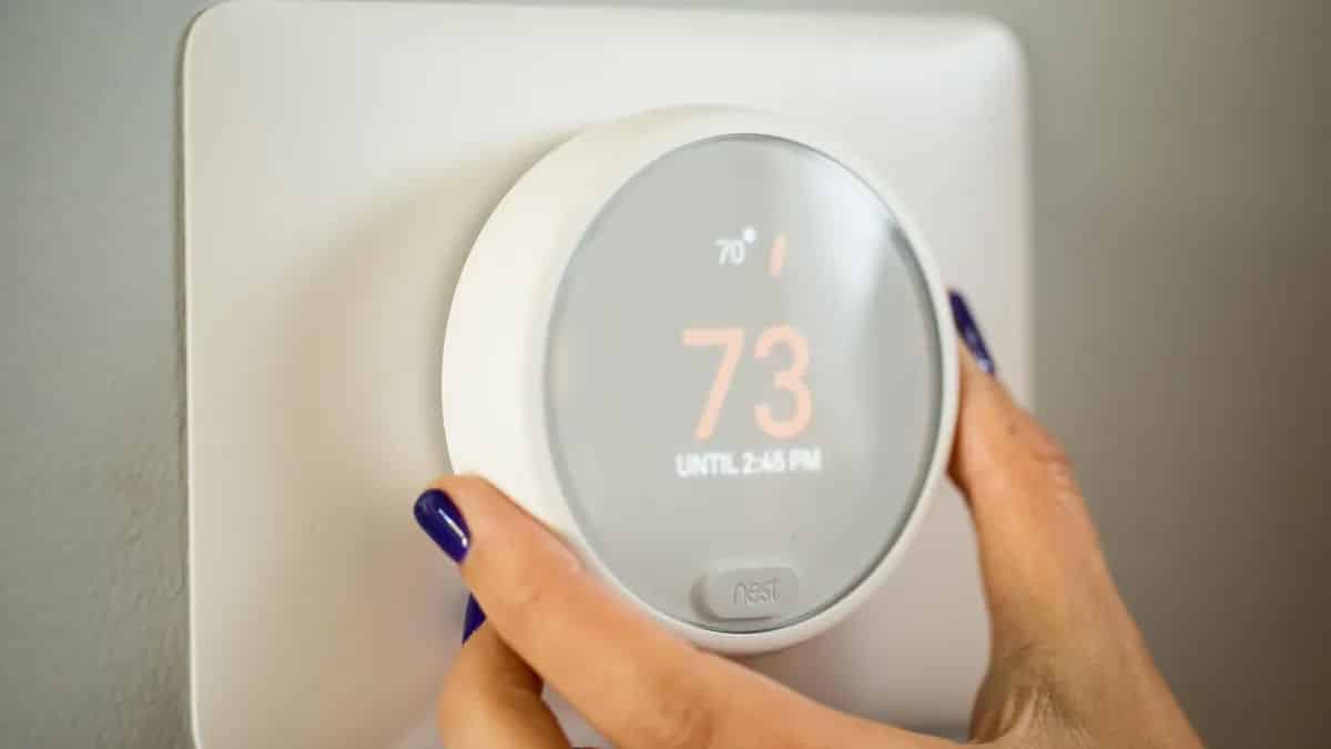Smart Thermostat Setup image